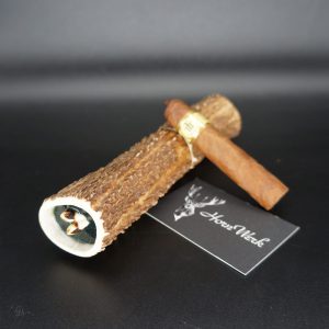 HornWerk Zigarrenetui aus Hirschhorn. Das perfekte Geschenk für Jäger