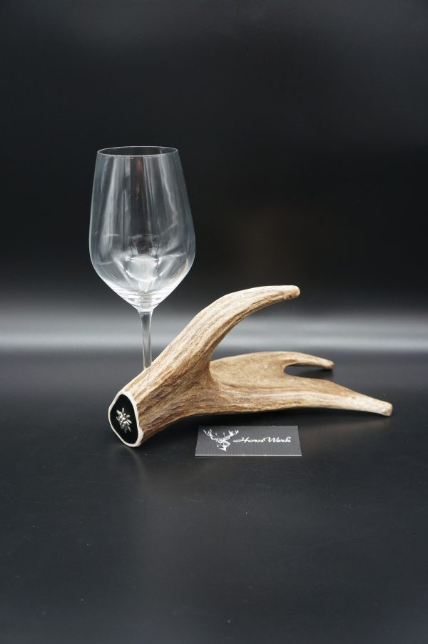 Geweih Weinbar als perfektes Geschenk für Jäger aus Hirschhorn by HornWerk