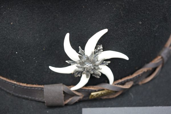 Hutschmuck 6 Fuchshaken – Bild 4