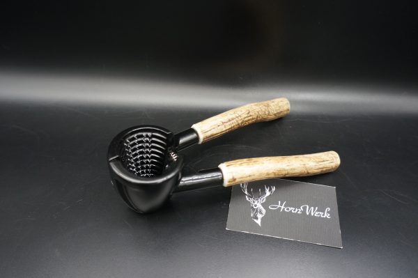 Nussknacker Hirsch