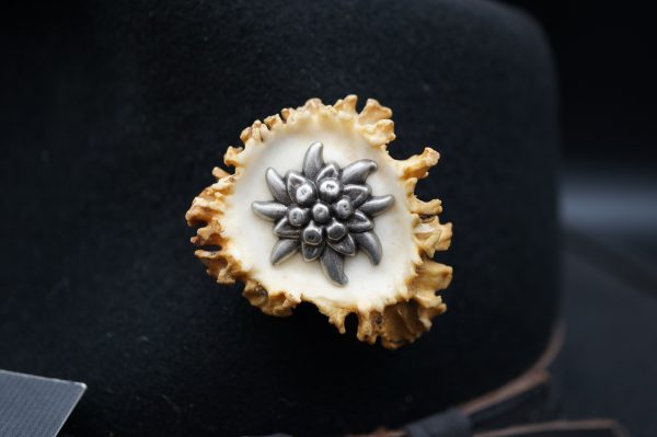 Hutschmuck Rehrose – Bild 4