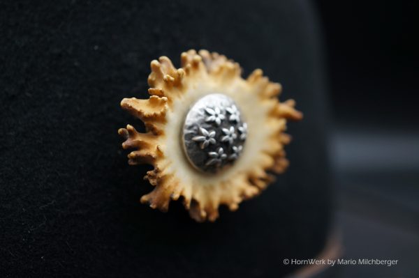 Hutschmuck Rehrose – Bild 3