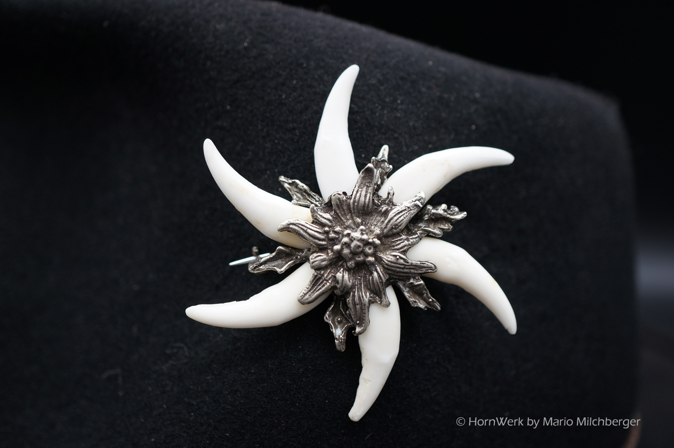 Hutnadel 6 Fuchshaken – Bild 2